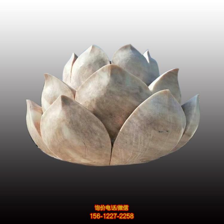 石雕噴泉雕塑，為廣場增添靈動之美 