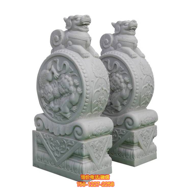石雕獅子，雕塑裝點庭院