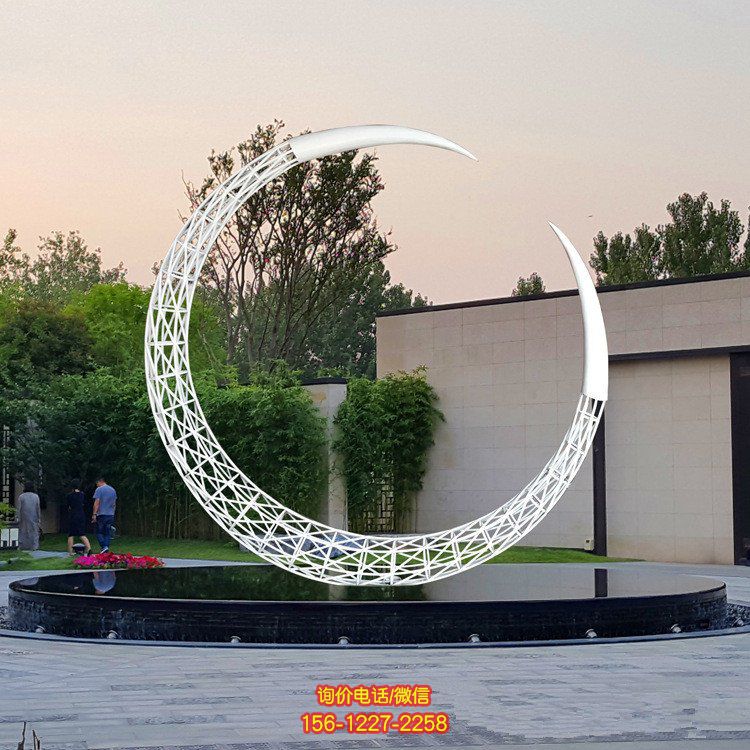 不銹鋼管焊接月亮雕塑  地產景觀月亮雕塑