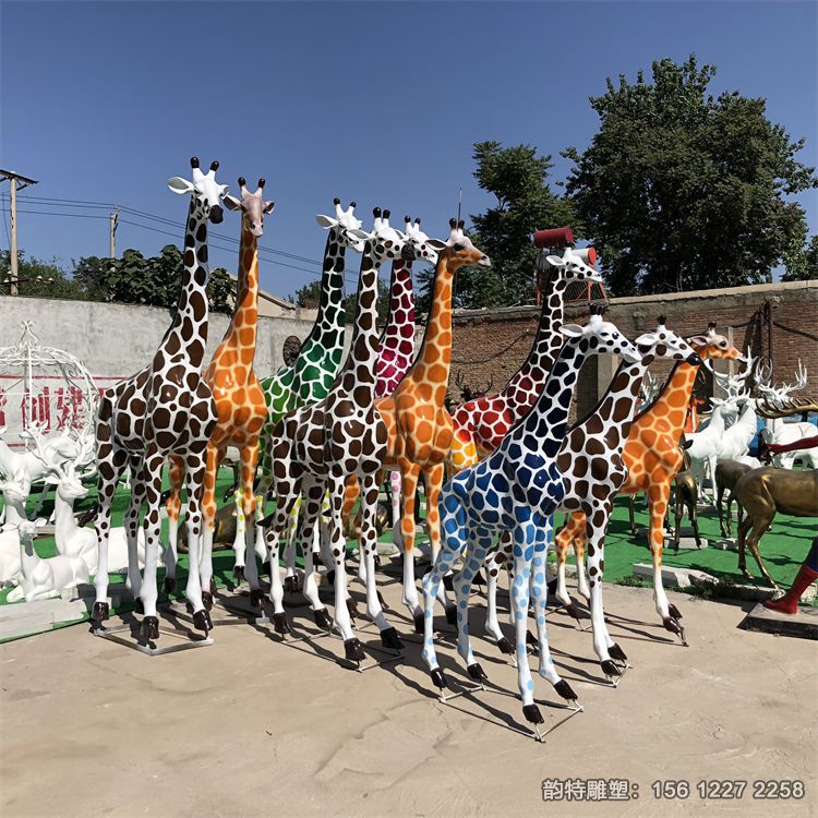 仿真長頸鹿雕塑，玻璃鋼動物雕塑長頸鹿