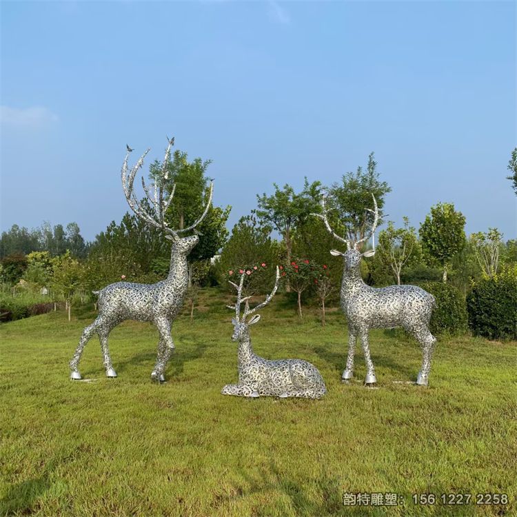 不銹鋼鏤空鹿雕塑制作廠家,金屬抽象發光鹿雕塑 不銹鋼鏤空鹿雕塑制作廠家,金屬抽象發光鹿雕塑