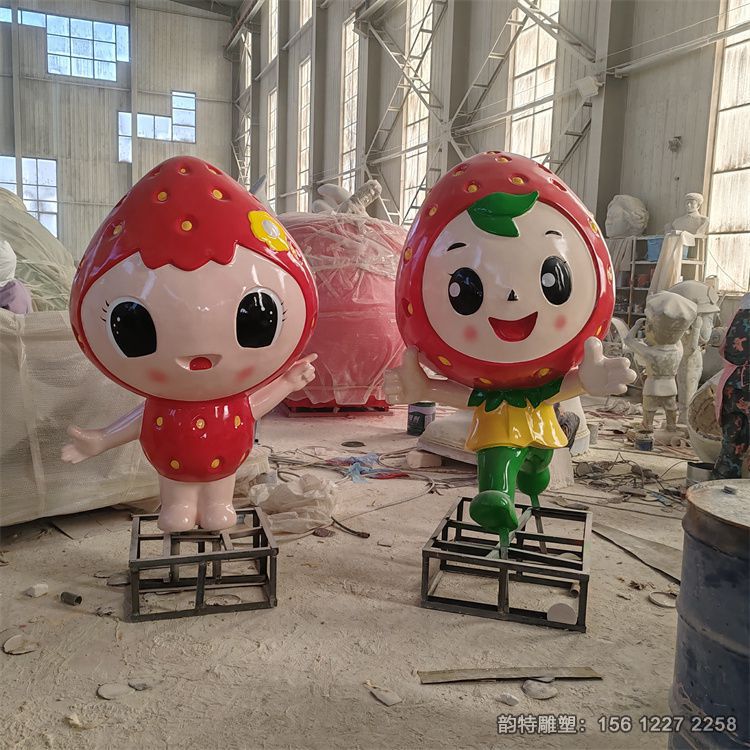 草莓卡通人雕塑,玻璃鋼卡通人物雕塑 草莓卡通人雕塑,玻璃鋼卡通人物雕塑