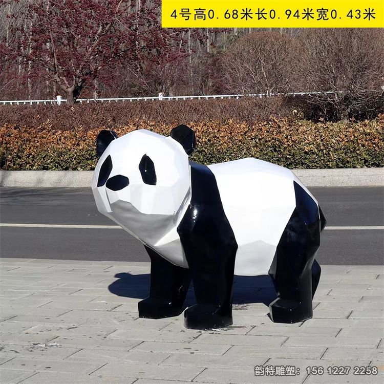 戶外幾何熊貓雕塑 玻璃鋼熊貓雕塑實(shí)物圖 戶外幾何熊貓雕塑 玻璃鋼熊貓雕塑實(shí)物圖